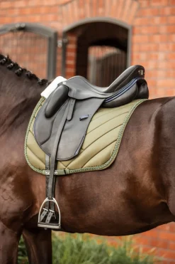 horze Tapis De Selle De Dressage Victoria Vert Kaki Beetle Hot